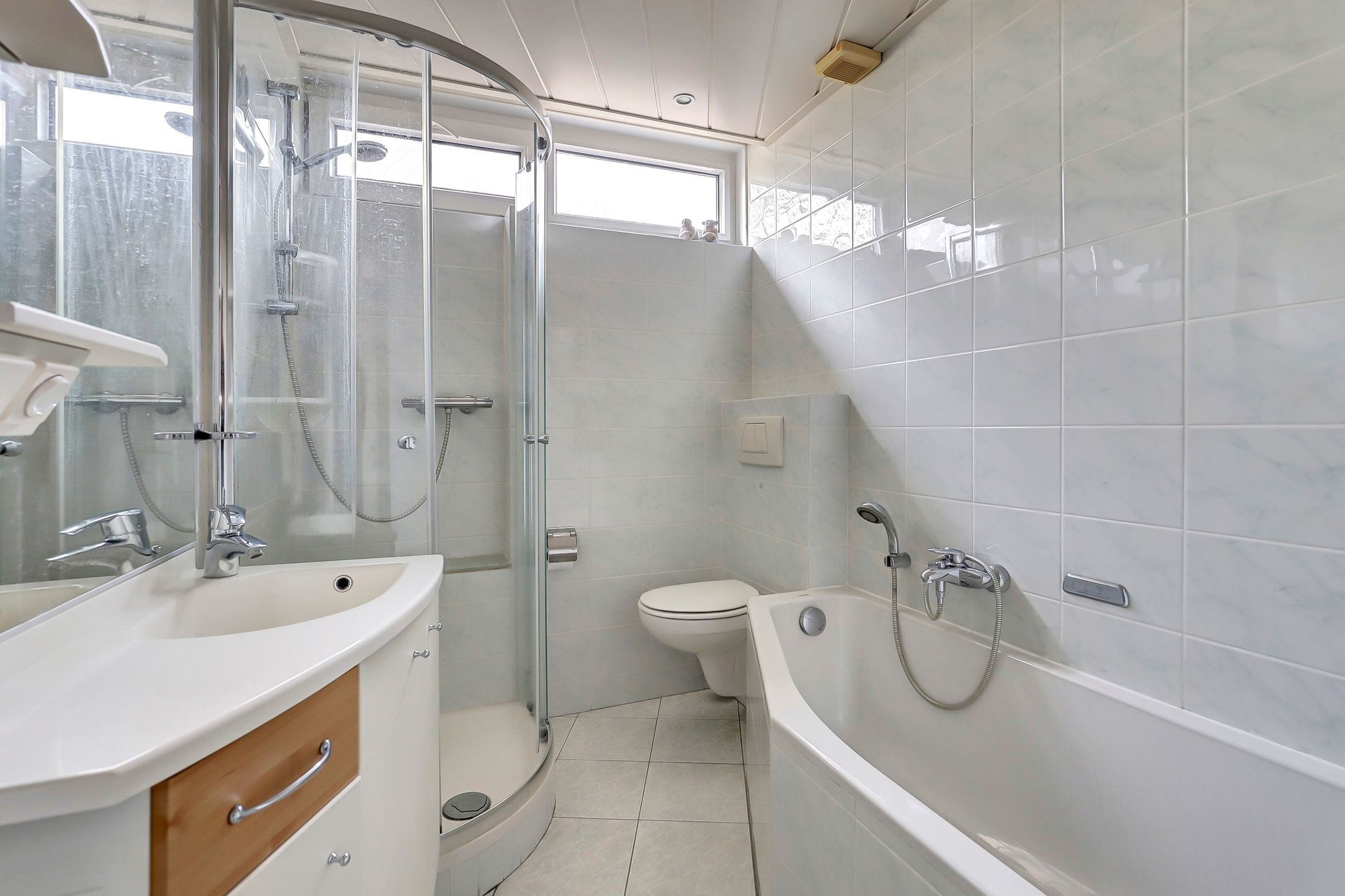 Photo 27 of Tuinfluiterstraat 113