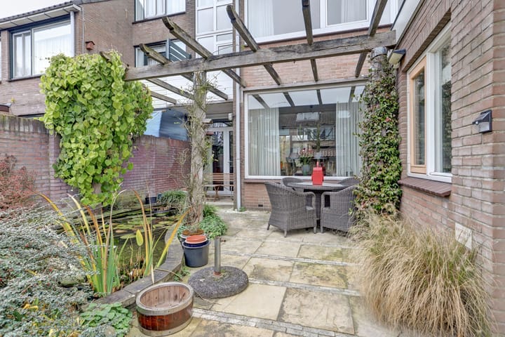 Photo 33 of Tuinfluiterstraat 113