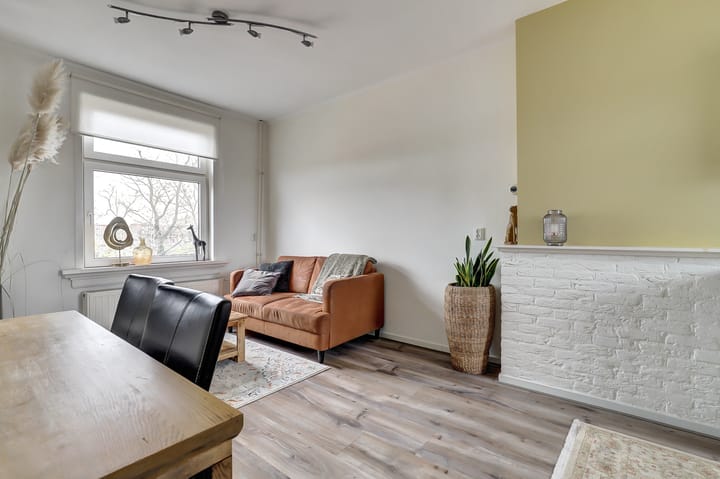 Photo 4 of Tollensstraat 141-B