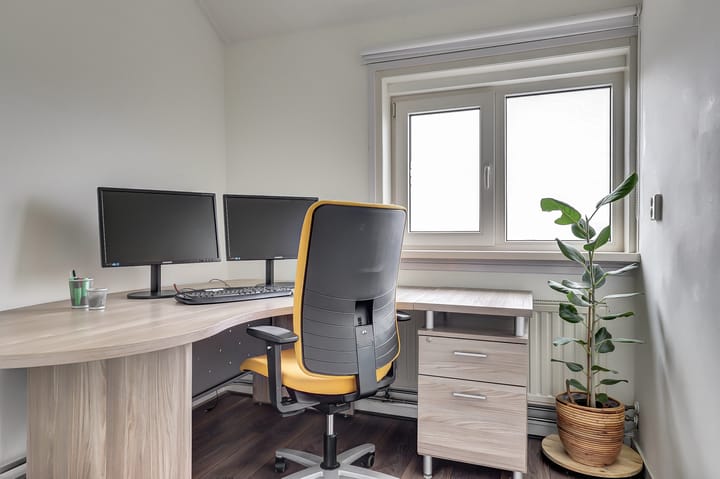 Photo 20 of Tollensstraat 141-B