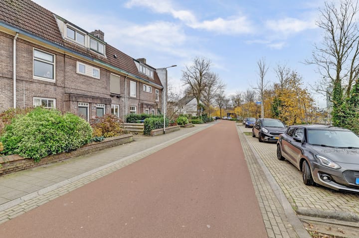 Photo 22 of Tollensstraat 141-B