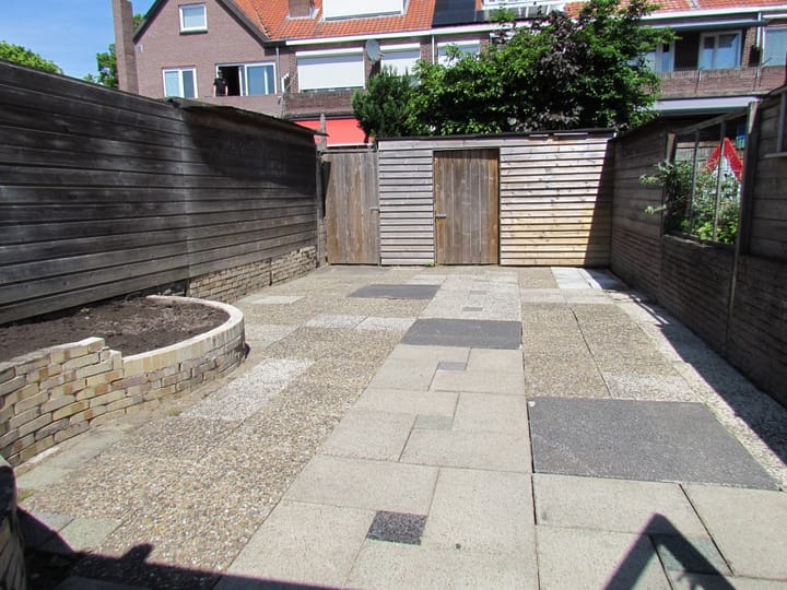 Foto 15 van De Josselin de Jongstraat 4