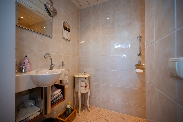 Photo 6 of Watersnip 40