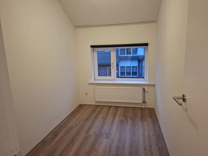 Foto 11 van De Josselin de Jongstraat 4