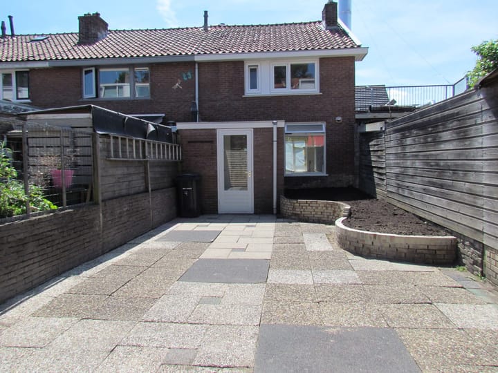 Foto 17 van De Josselin de Jongstraat 4