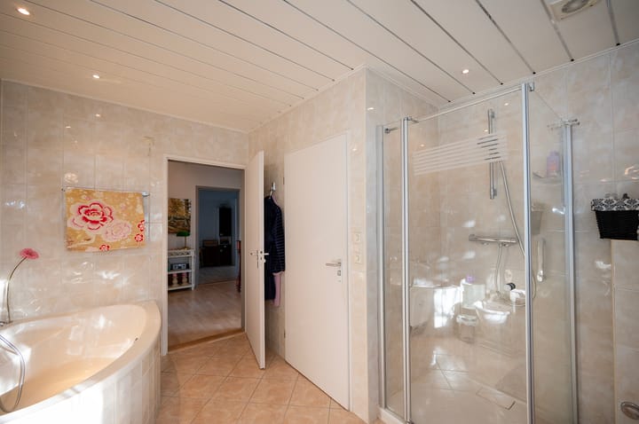 Photo 33 of Watersnip 40