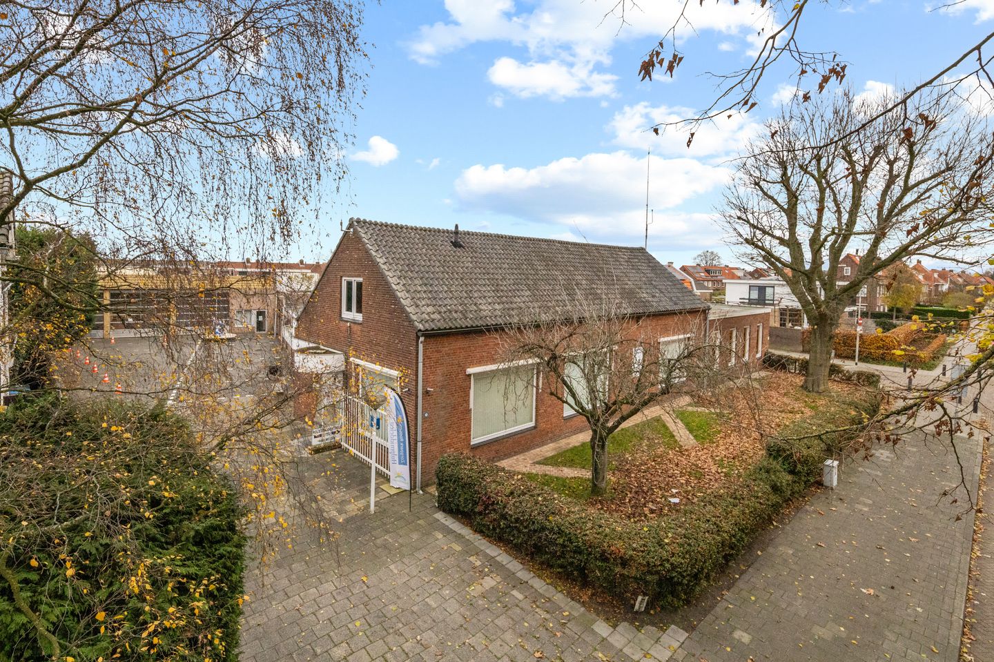 View photo 1 of Parklaan 79