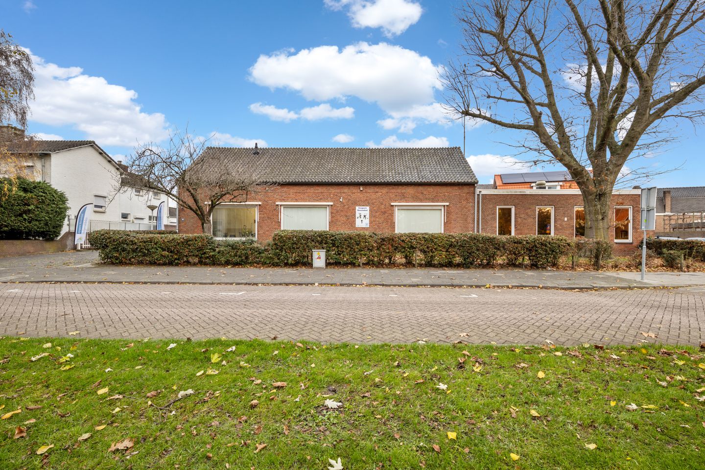 View photo 4 of Parklaan 79