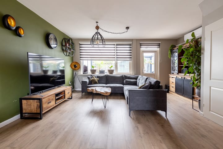 Photo 6 of Munster 62