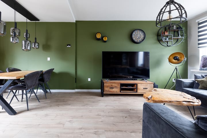 Photo 7 of Munster 62