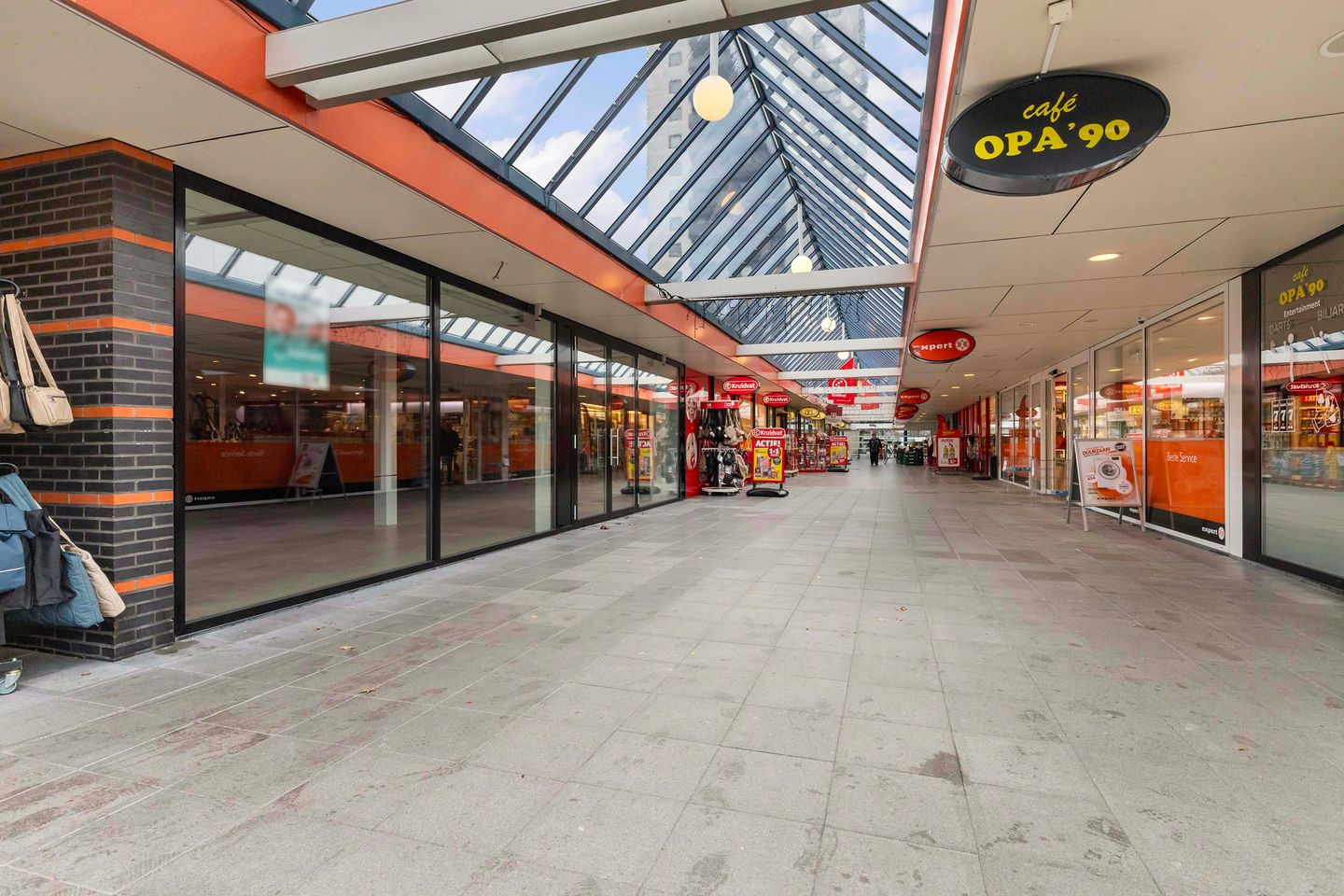 Bekijk foto 4 van Korianderplein 9