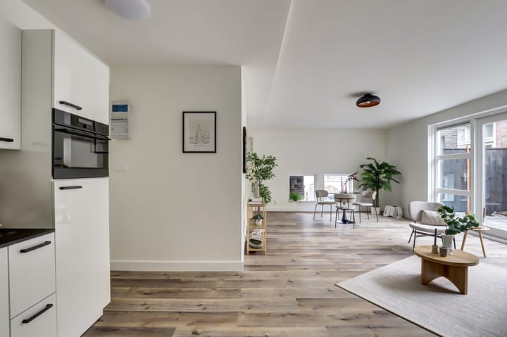 Photo 9 of Loeff Berchmakerstraat 20-C