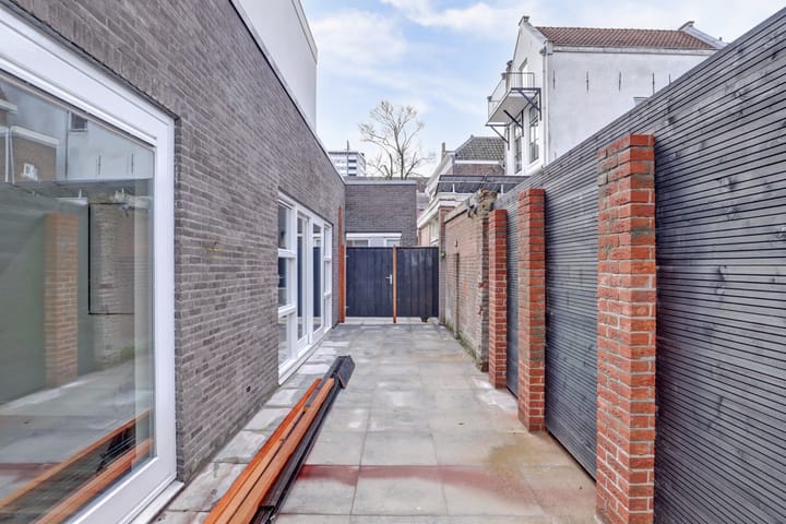 Photo 18 of Loeff Berchmakerstraat 20-C