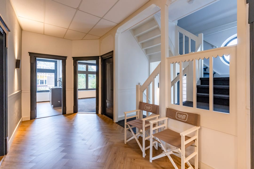 Foto 16 van Burg. Tutein Noltheniuslaan 2