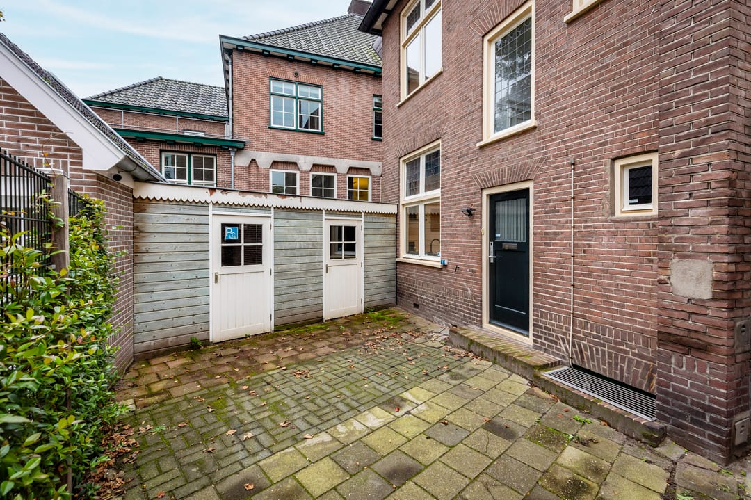 Foto 31 van Burg. Tutein Noltheniuslaan 2