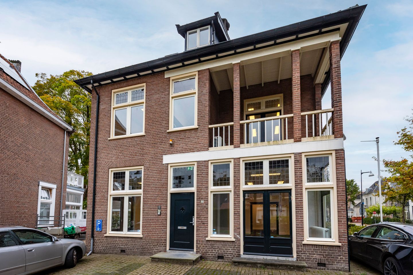 Foto 34 van Burg. Tutein Noltheniuslaan 2