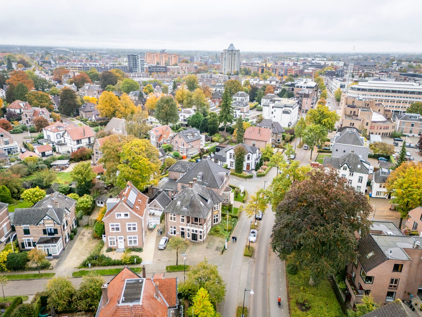 Foto 40 van Burg. Tutein Noltheniuslaan 2