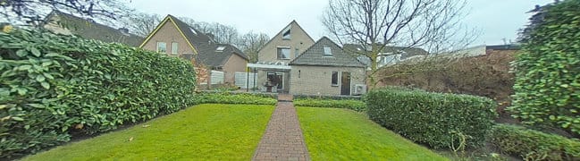 Achtertuin