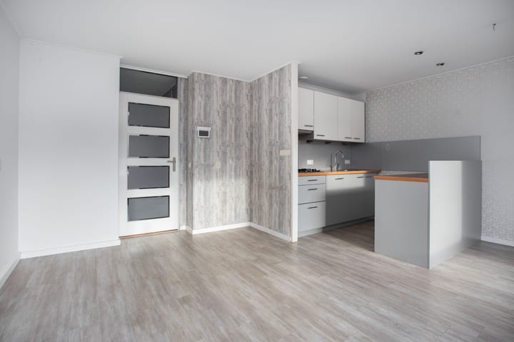 Photo 2 of Willem van Otterloostraat 71