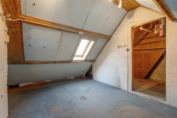 Photo 39 of Jaagpad 57