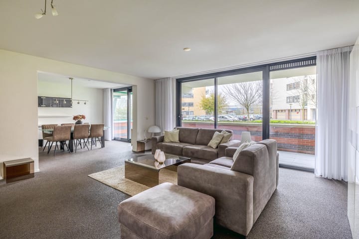 Foto 10 van Fluiterlaan 246