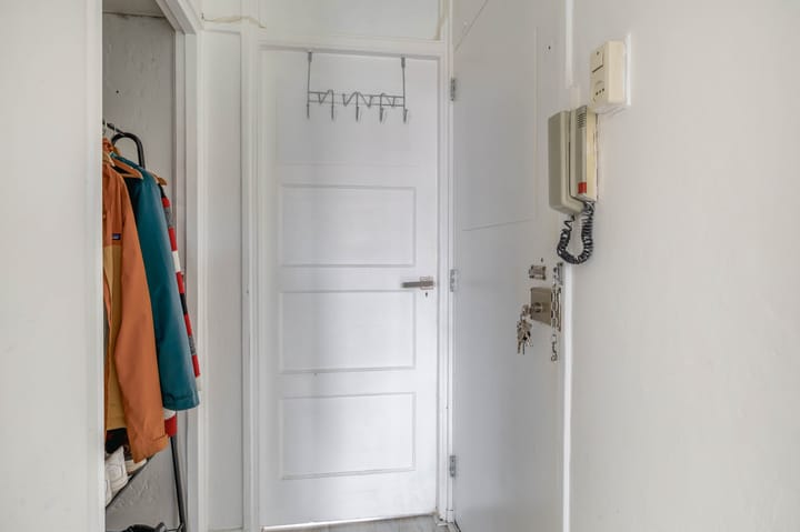 Photo 7 of Bernardus Gewinstraat 13-C