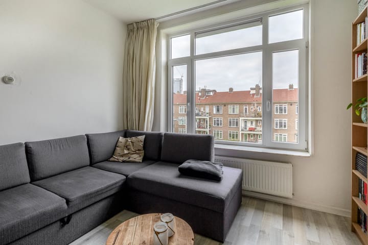 Photo 11 of Bernardus Gewinstraat 13-C