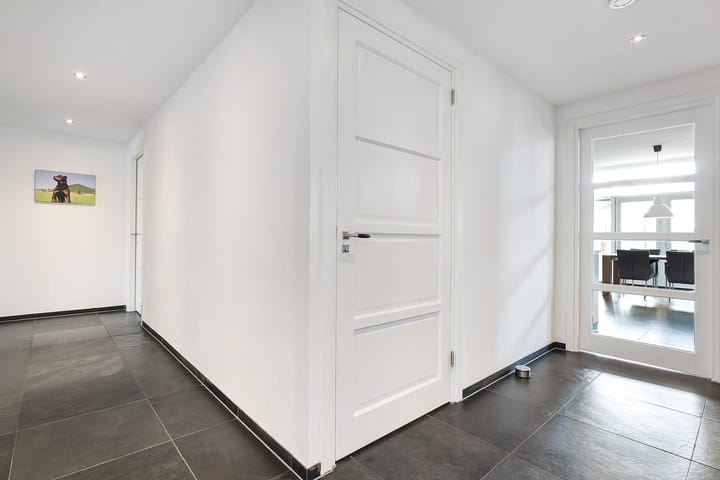 Photo 20 of Tottenhamstraat 17