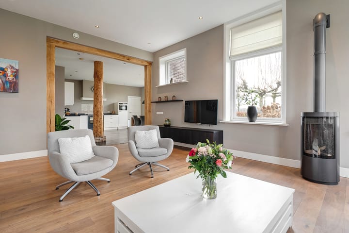 Photo 24 of Tottenhamstraat 17