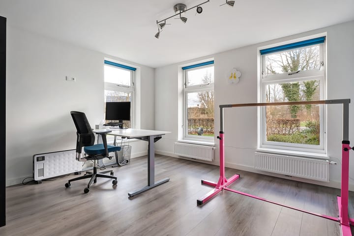 Photo 35 of Tottenhamstraat 17