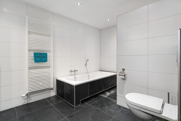 Photo 39 of Tottenhamstraat 17