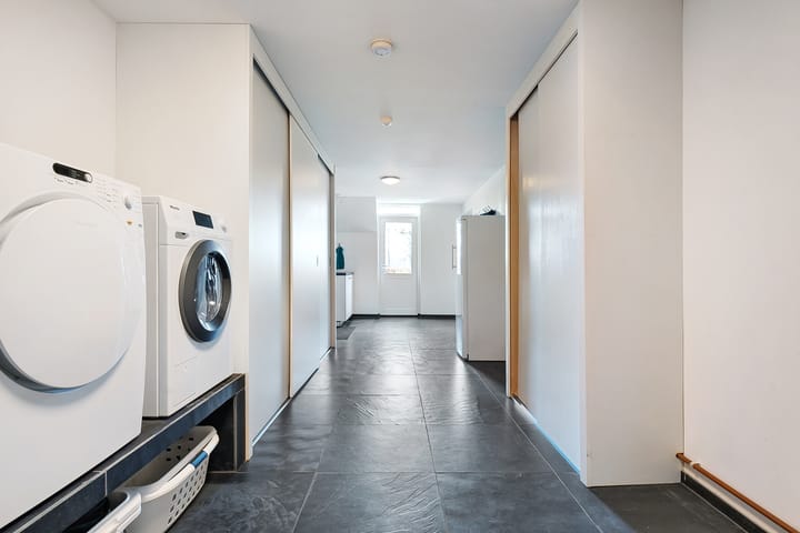 Photo 43 of Tottenhamstraat 17