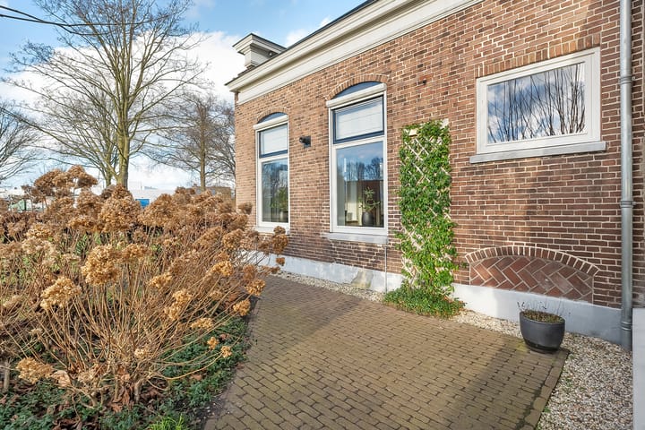 Photo 60 of Tottenhamstraat 17