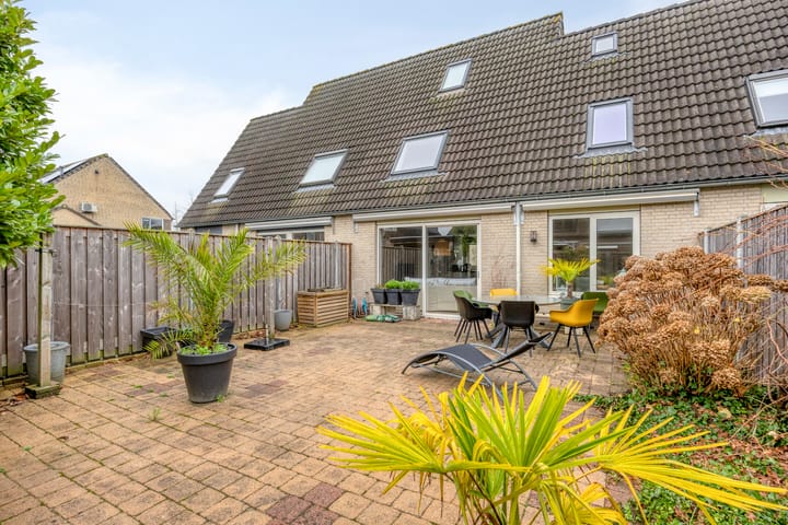 Photo 4 of Zilverpark 154