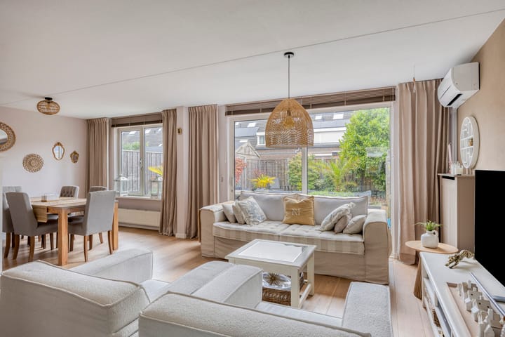 Foto 10 van Zilverpark 154