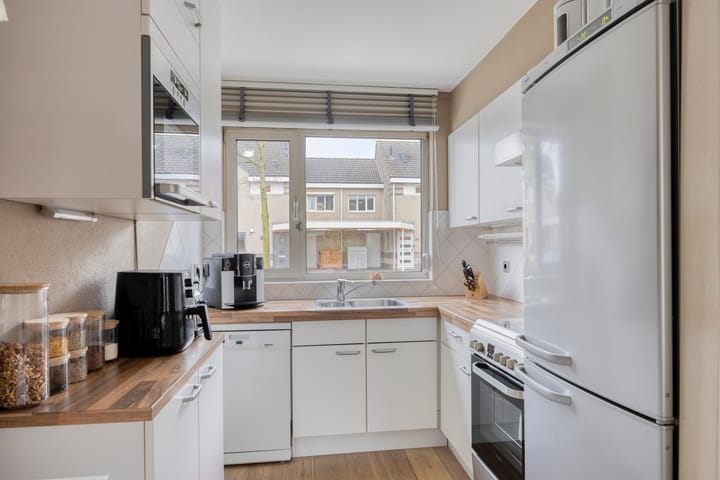 Foto 13 van Zilverpark 154