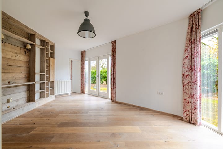 Photo 12 of Ermerzand 170