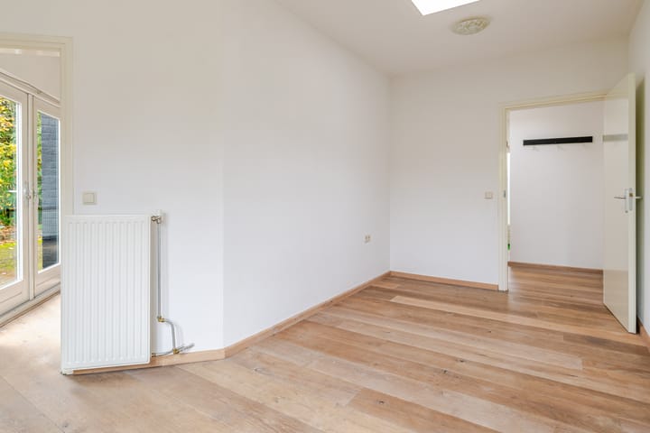 Photo 18 of Ermerzand 170