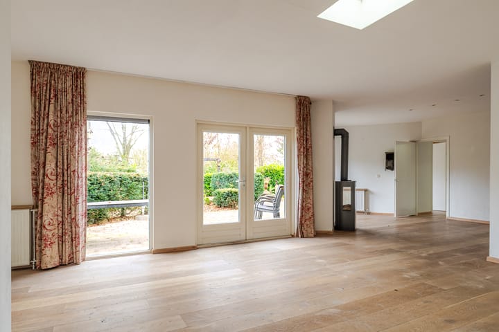 Photo 32 of Ermerzand 170