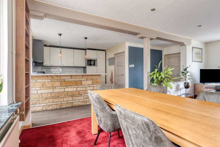 Photo 14 of Burgemeester Dregmansstraat 10