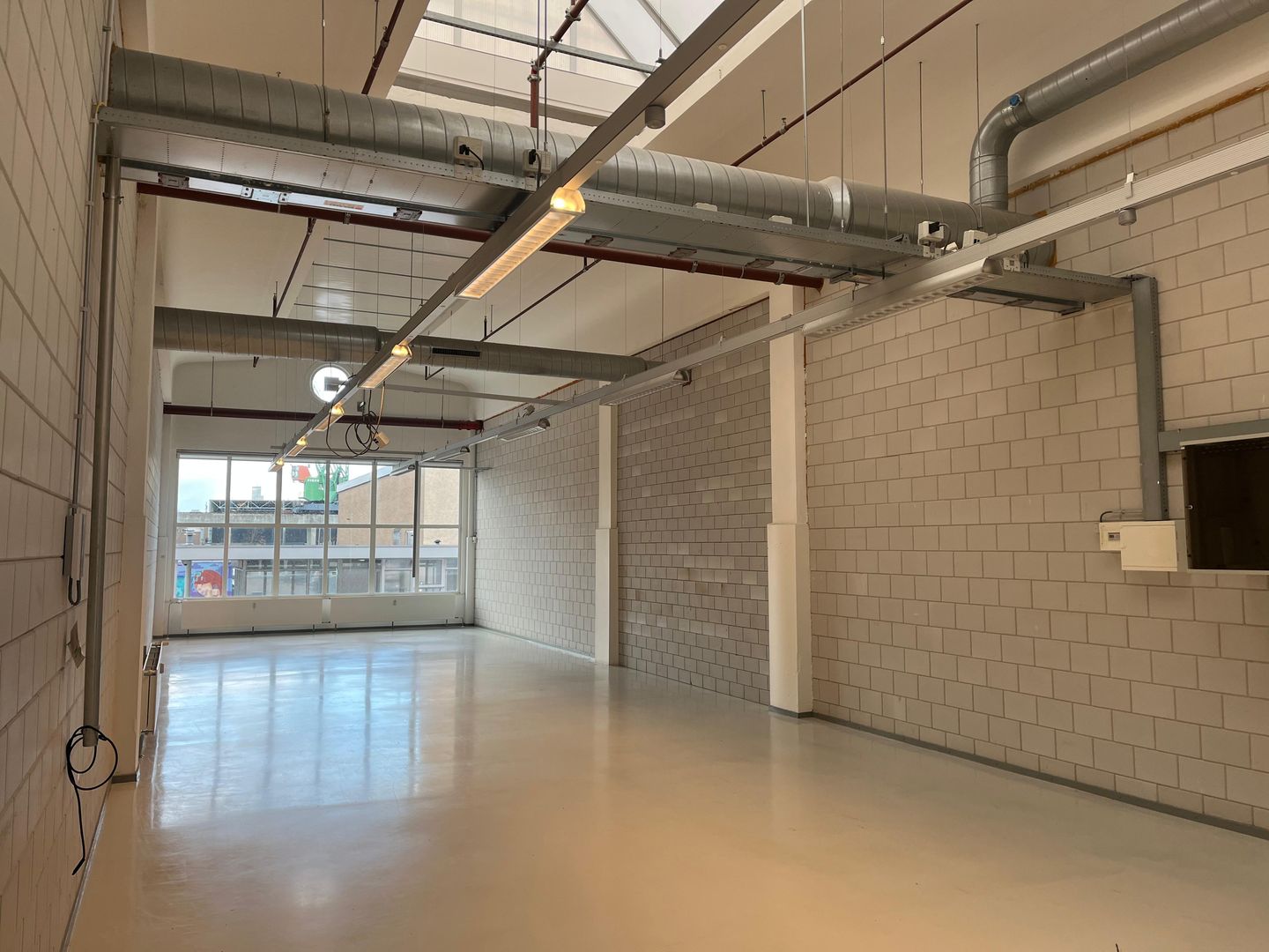 View photo 2 of Saturnusstraat 60