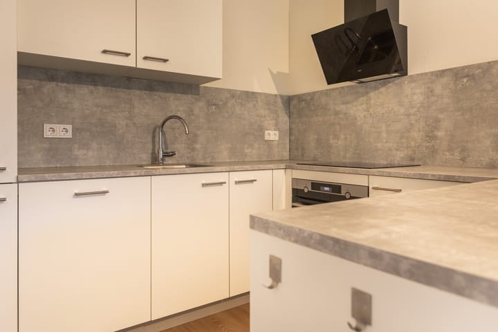 Foto 18 van Amersfoortsestraat 124-02