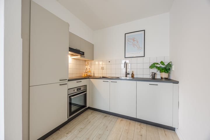 Foto 11 van Den Hof 25