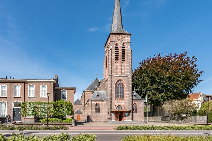 Foto 38 van Den Hof 25