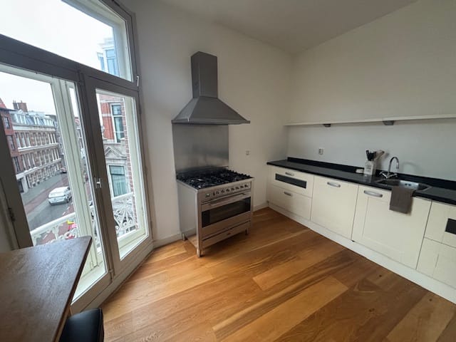 Foto 7 van Van de Spiegelstraat 26