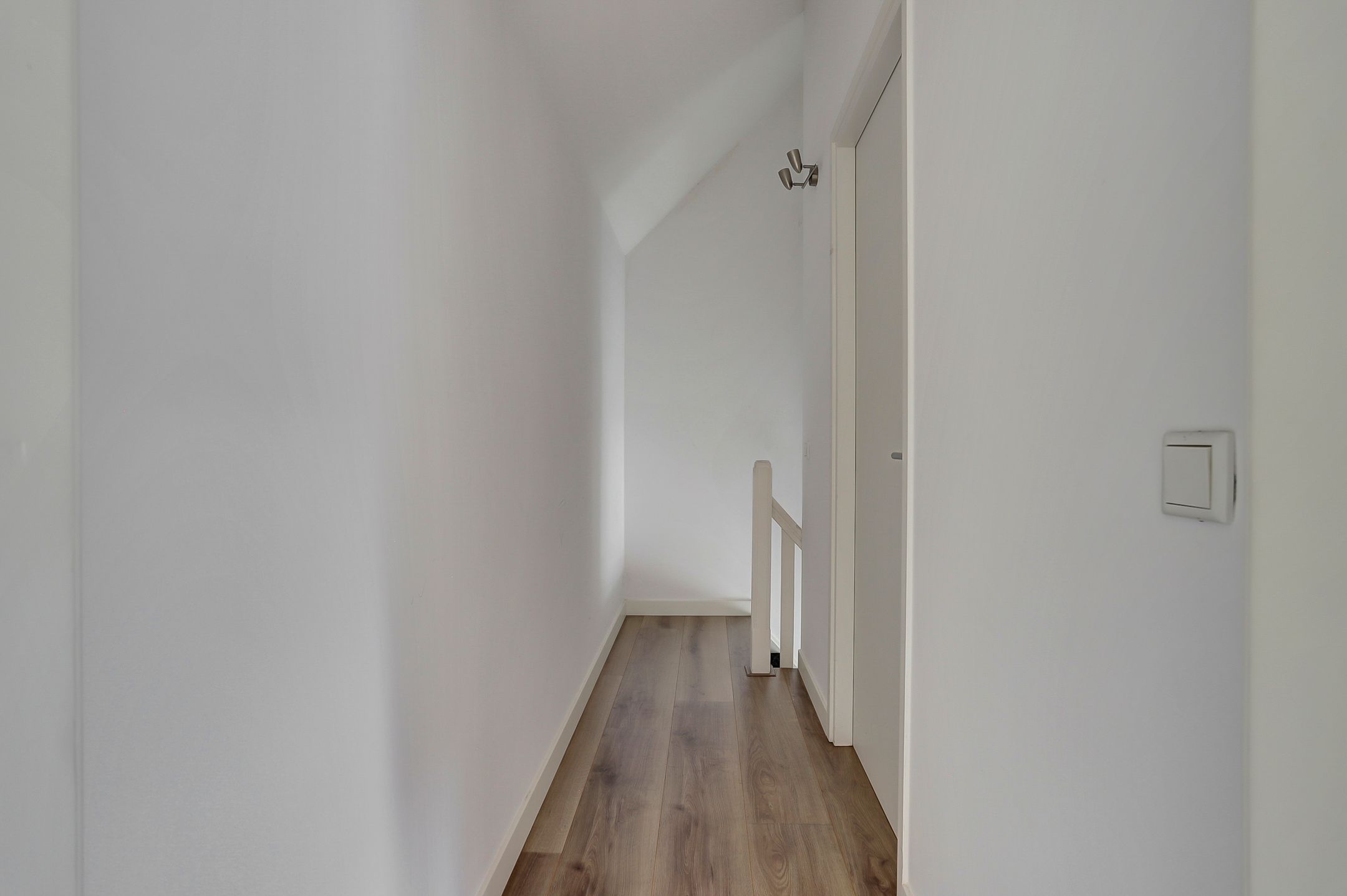 Foto 15 van Dirk van Wassenaarstraat 28-A