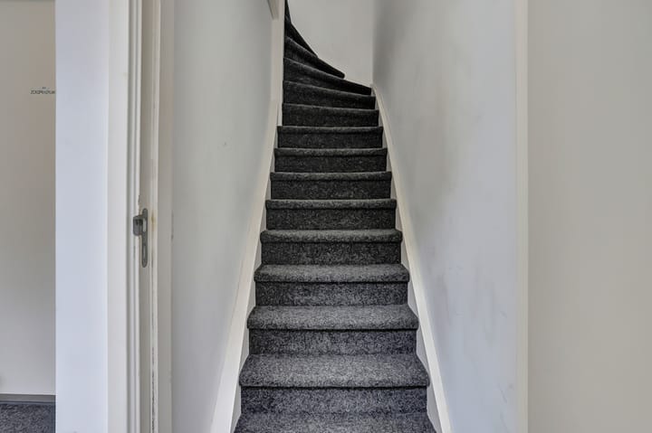 Foto 14 van Dirk van Wassenaarstraat 28-A