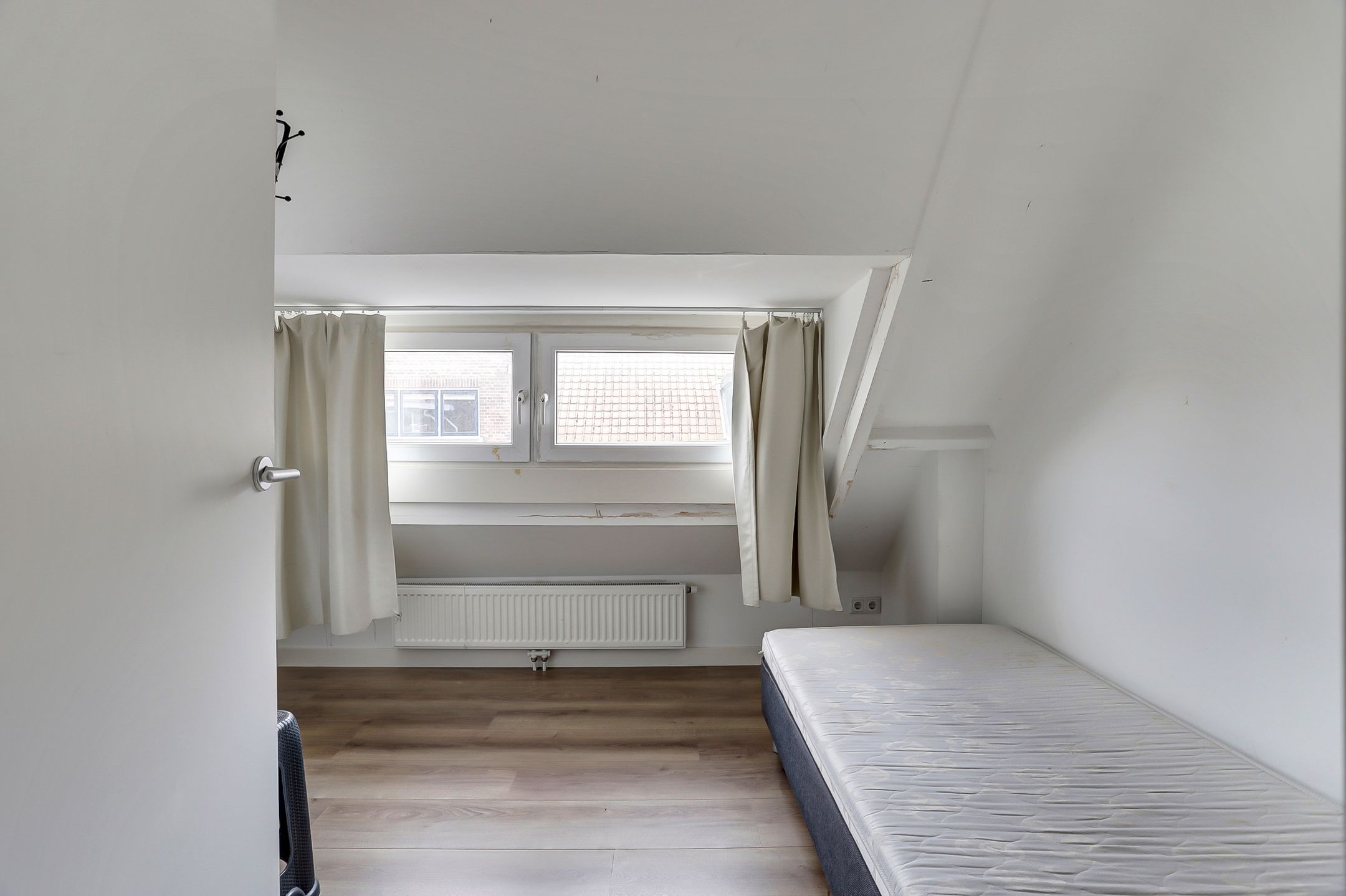 Foto 18 van Dirk van Wassenaarstraat 28-A