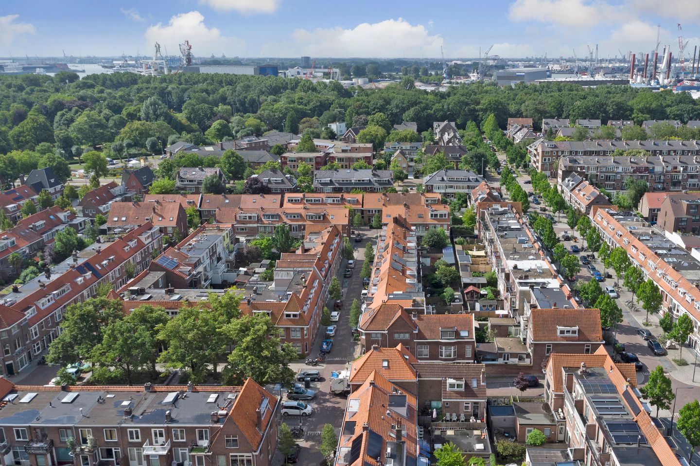 Foto 25 van Dirk van Wassenaarstraat 28-A