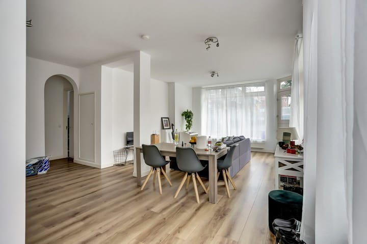 Foto 5 van Dirk van Wassenaarstraat 28-C